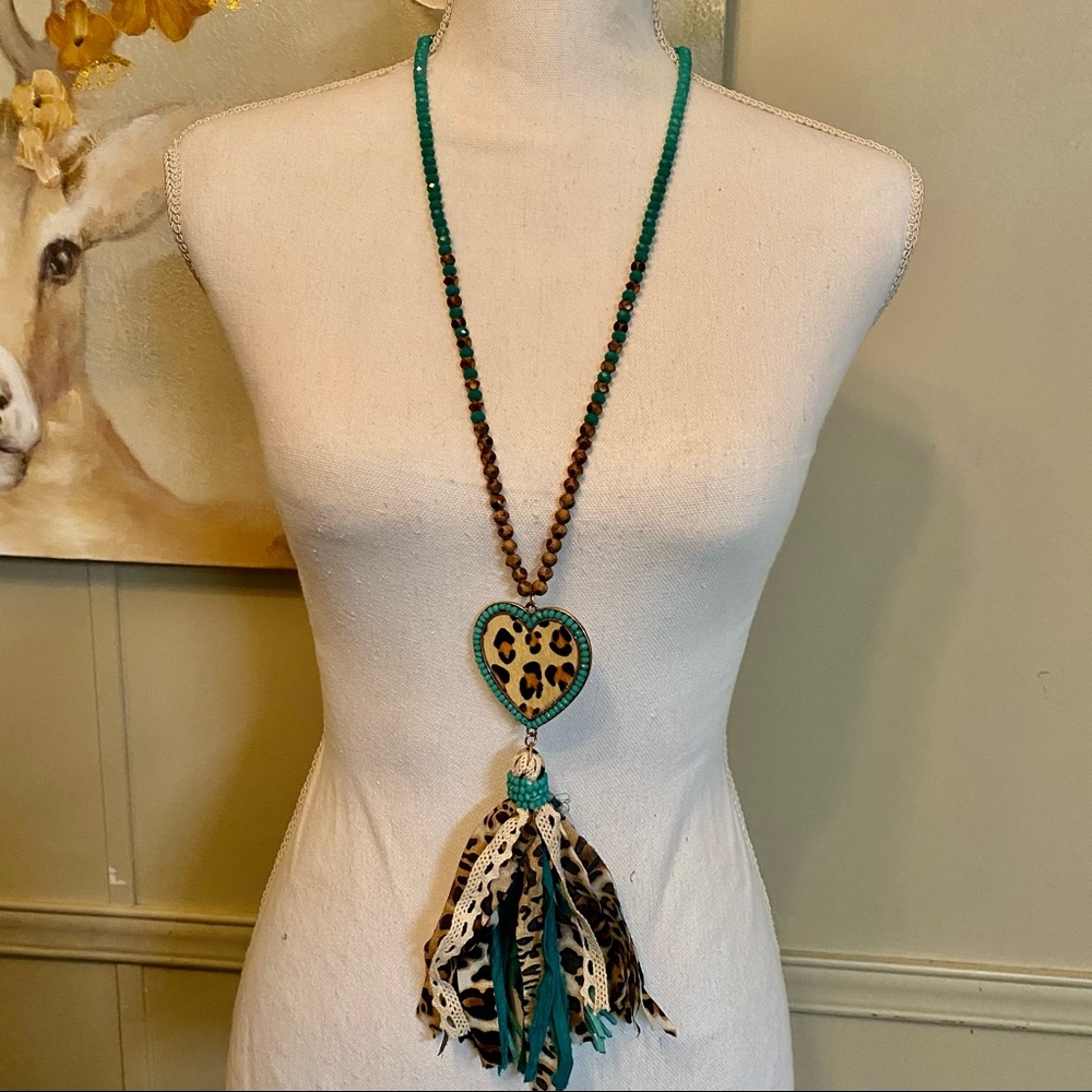 Beautiful turquoise color and gold bead necklace
